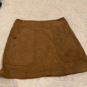Caramel Harlowe & Graham faux suede skirt size M